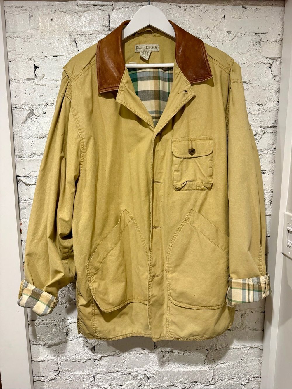 Vintage 90s Banana Republic Mens Tan Field Jacket with Brown Leather Collar
